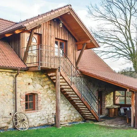 Four Bedroom Holiday In Rybniky Semesterbostad